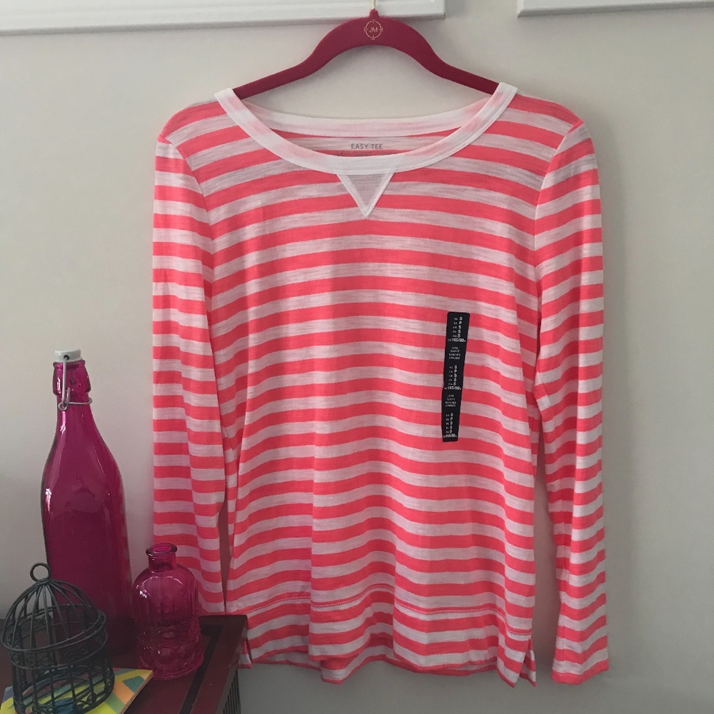 Gap long sleeve tee shirt (NWT) - size S